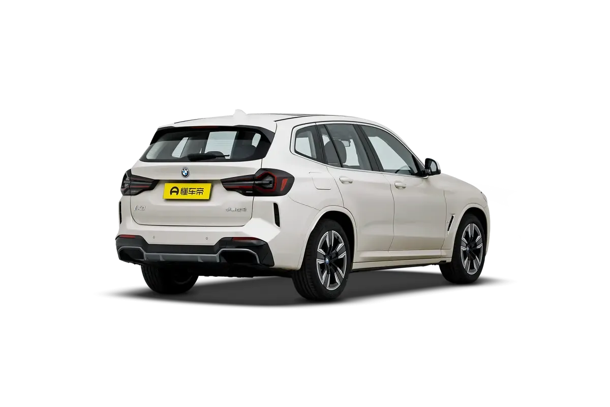 Электромобиль BMW IX3 2024 Pioneer (серебристый)_360