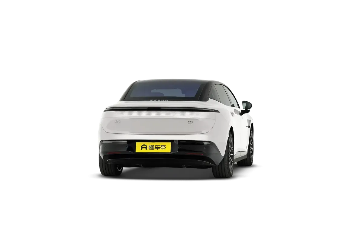 Zeekr 007 2WD 75kw (серебристый/черный)_360