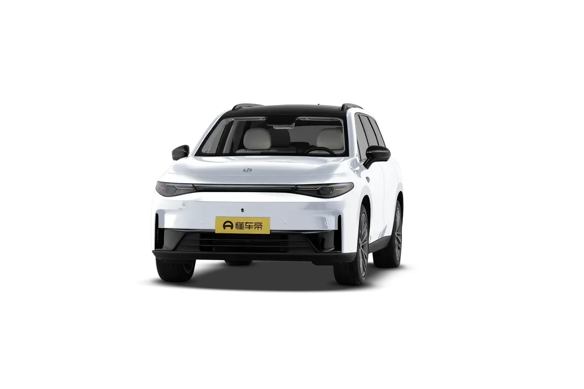 Электромобиль Leapmotor C16 2024 Extended Range 200 Premium Edition (серебристый)_360