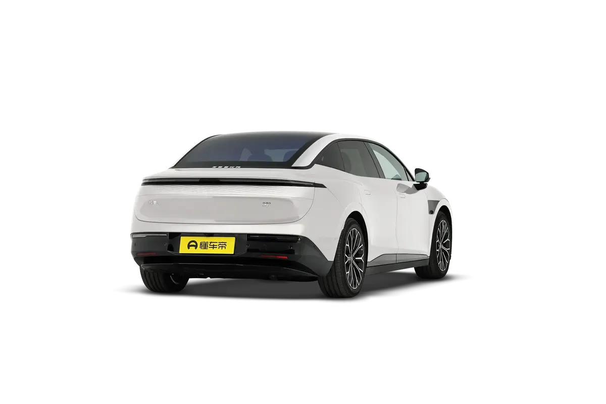 Zeekr 007 4WD 75kw (серебристый)_360