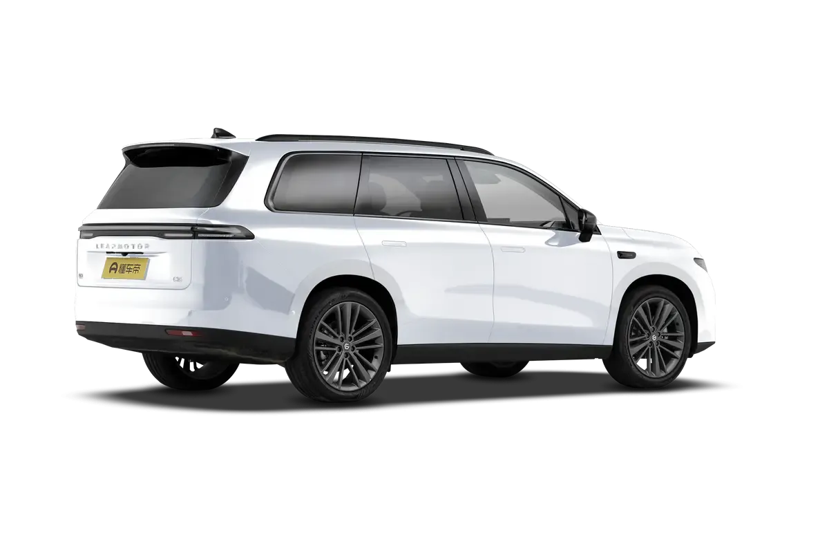 Электромобиль Leapmotor C16 2024 Extended Range 200 Premium Edition (серебристый)_360