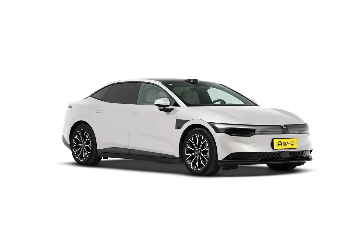 Zeekr 007 4WD 75kw (серебристый)_360
