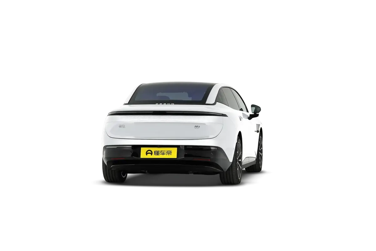 Zeekr 007 4WD 100kw Perfomance (белый)_360