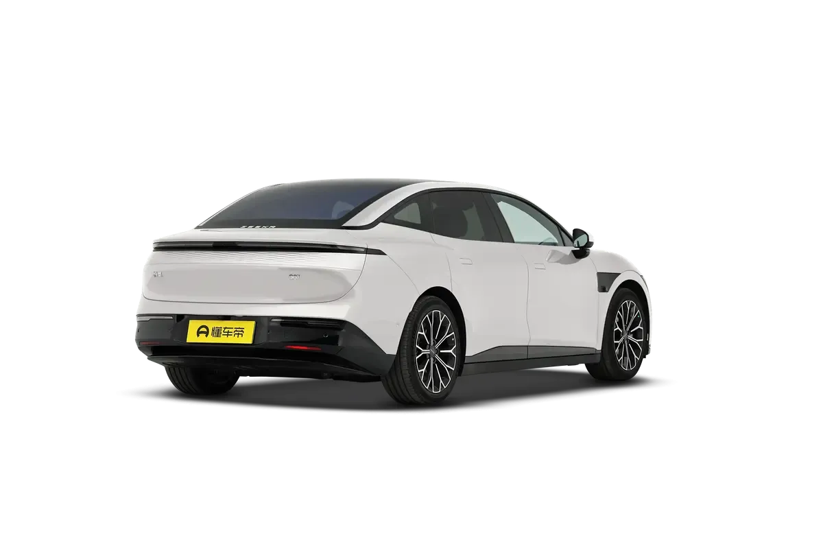 Zeekr 007 4WD 75kw (серебристый)_360
