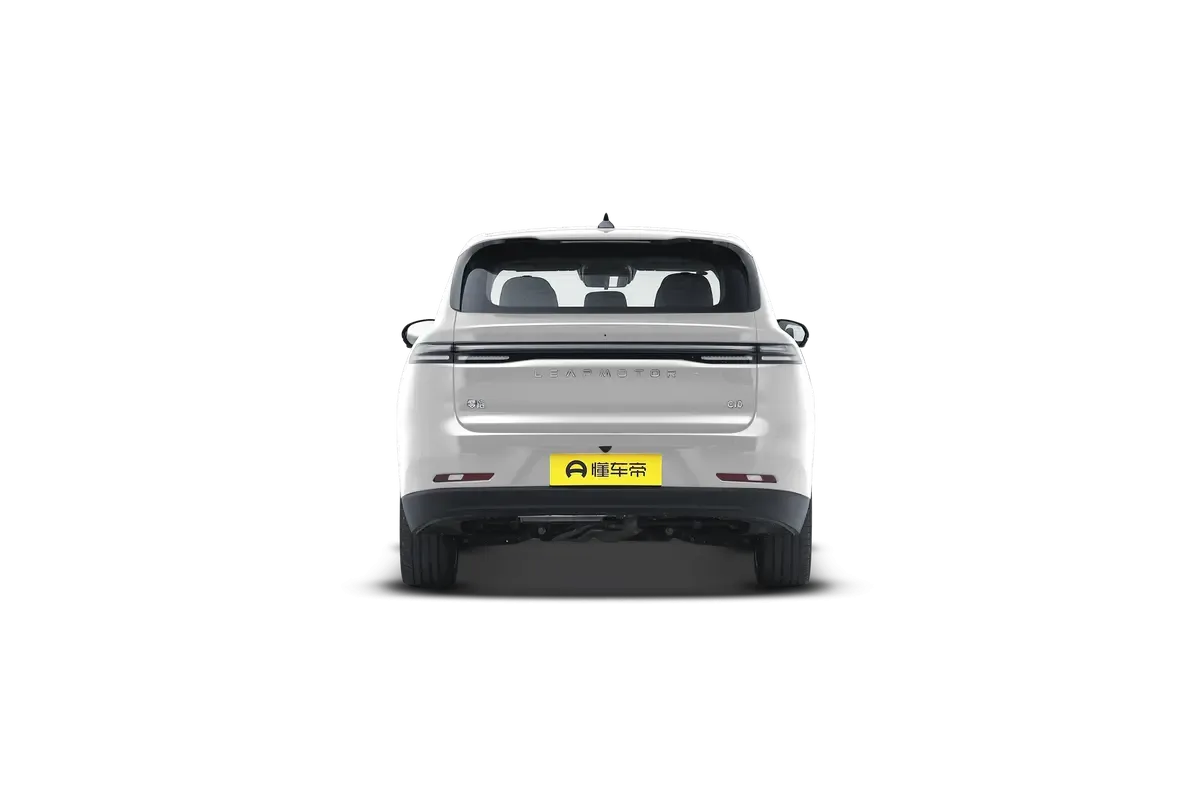 Электромобиль Leapmotor C10 2024 Extended Range 210 Smart Driving Edition (серебристый)_360