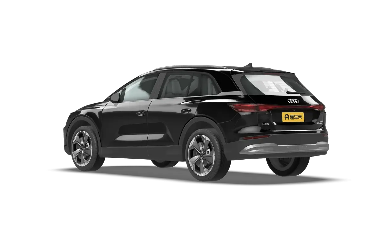 Электромобиль AUDI Q5 2024 50 e-tron quattro Brilliant Edition Clothing Set (черный)_360