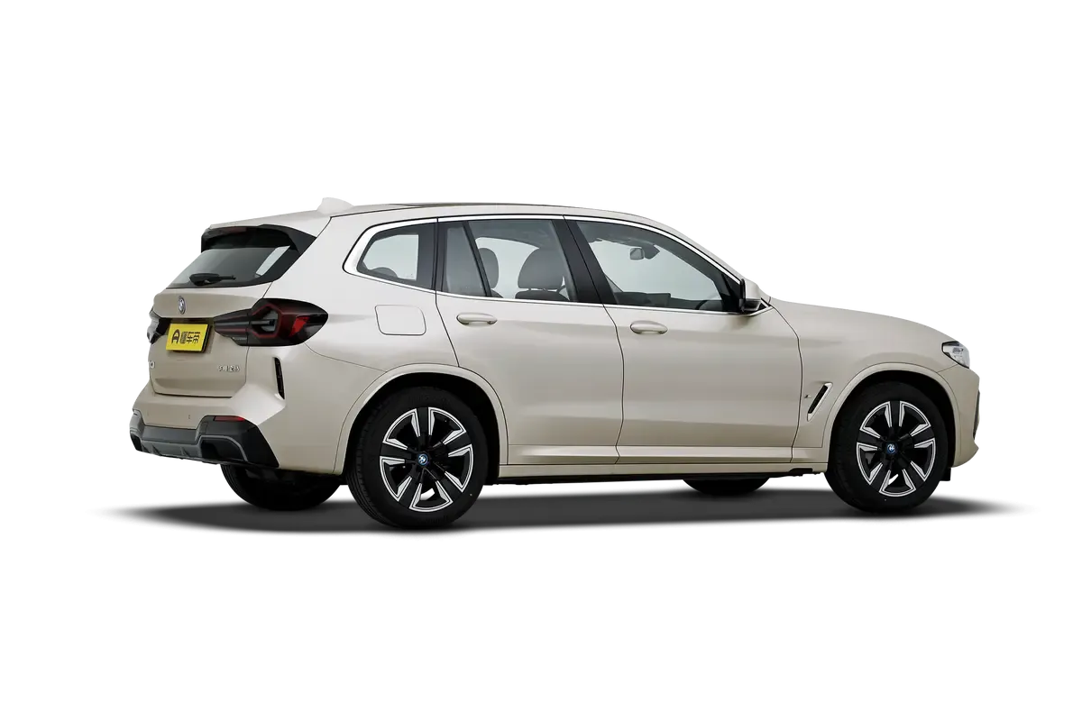 Электромобиль BMW IX3 2024 Pioneer (серебристый)_360