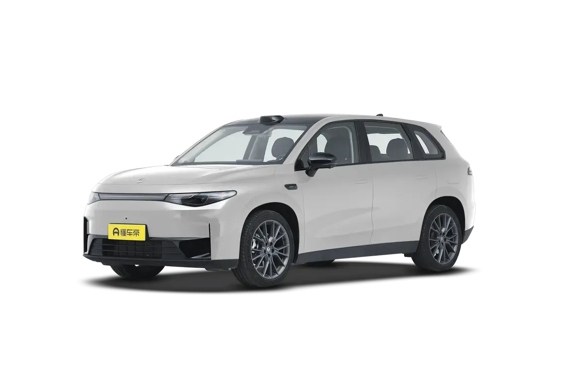 Электромобиль Leapmotor C10 2024 Extended Range 210 Smart Driving Edition (серебристый)_360