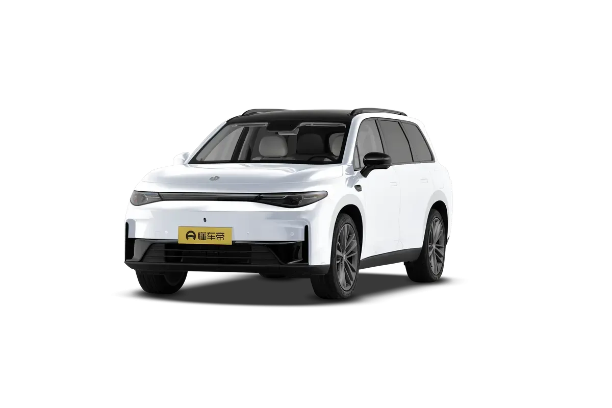 Электромобиль Leapmotor C16 2024 Extended Range 200 Premium Edition (серебристый)_360