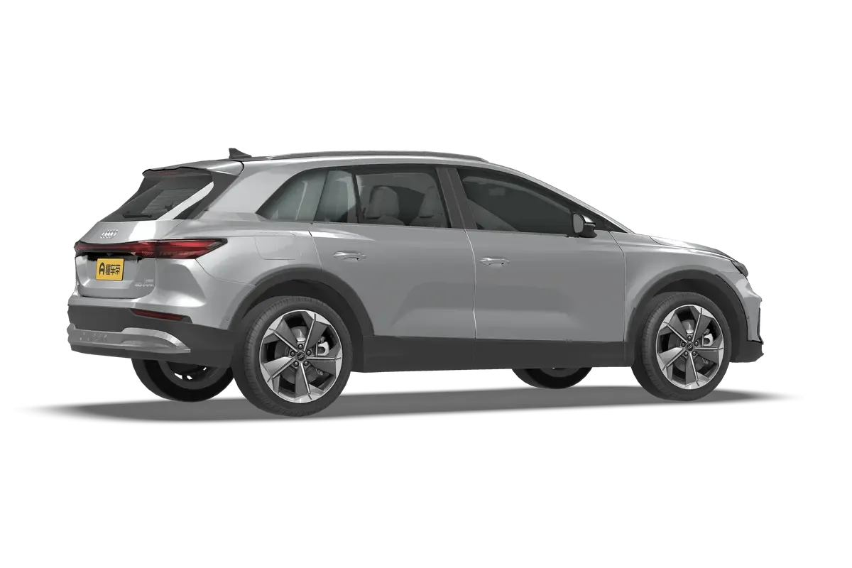 Электромобиль AUDI Q5 2023 40 e-tron Shining Clothing Set (светло-серый)_360