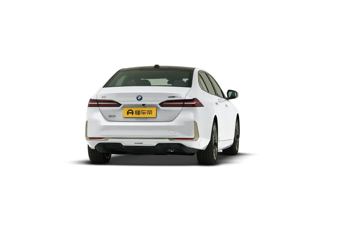 Электромобиль BMW i5 2025 xDrive 50L M Sport Package (белый)_360