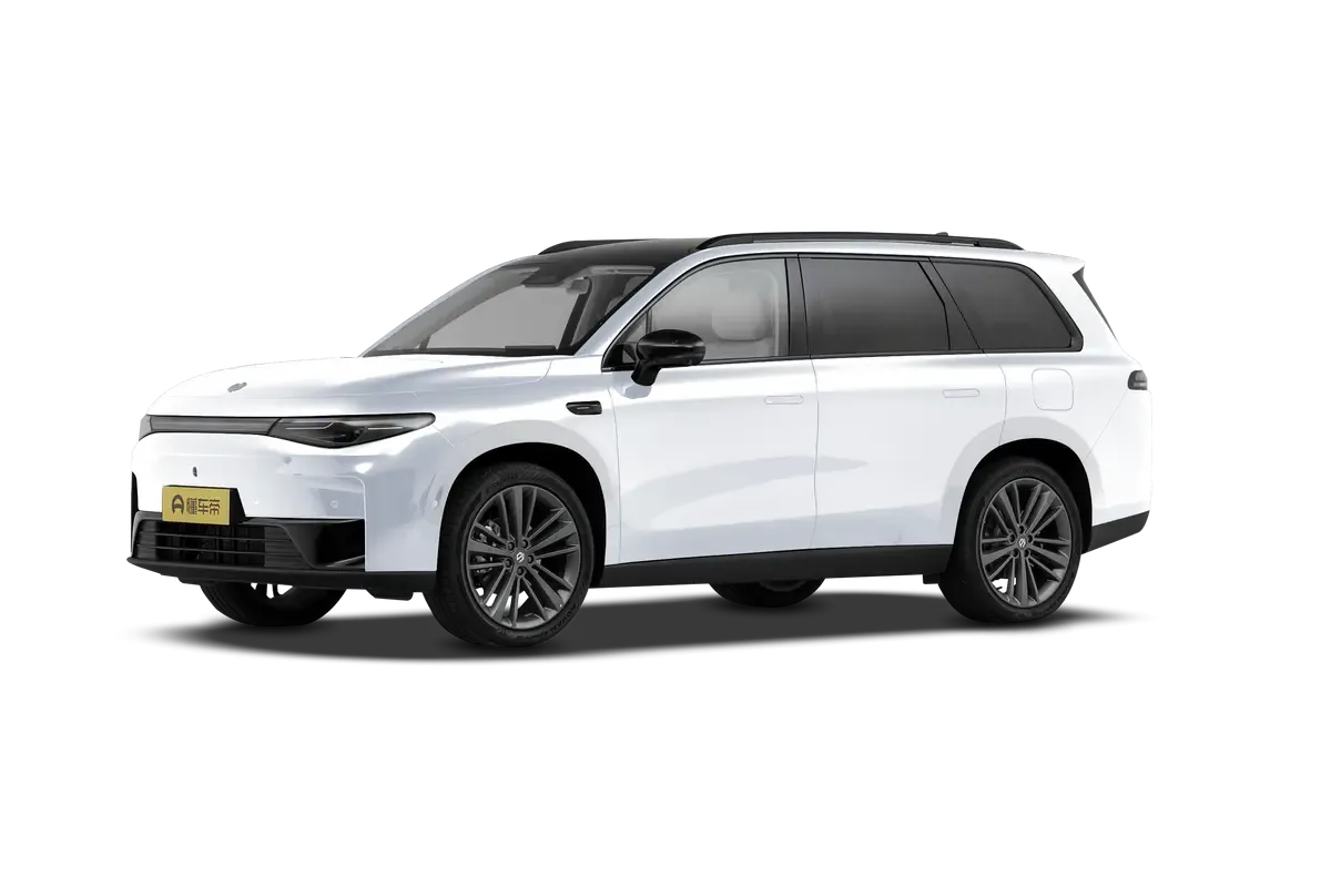 Электромобиль Leapmotor C16 2024 Extended Range 200 Premium Edition (серебристый)_360