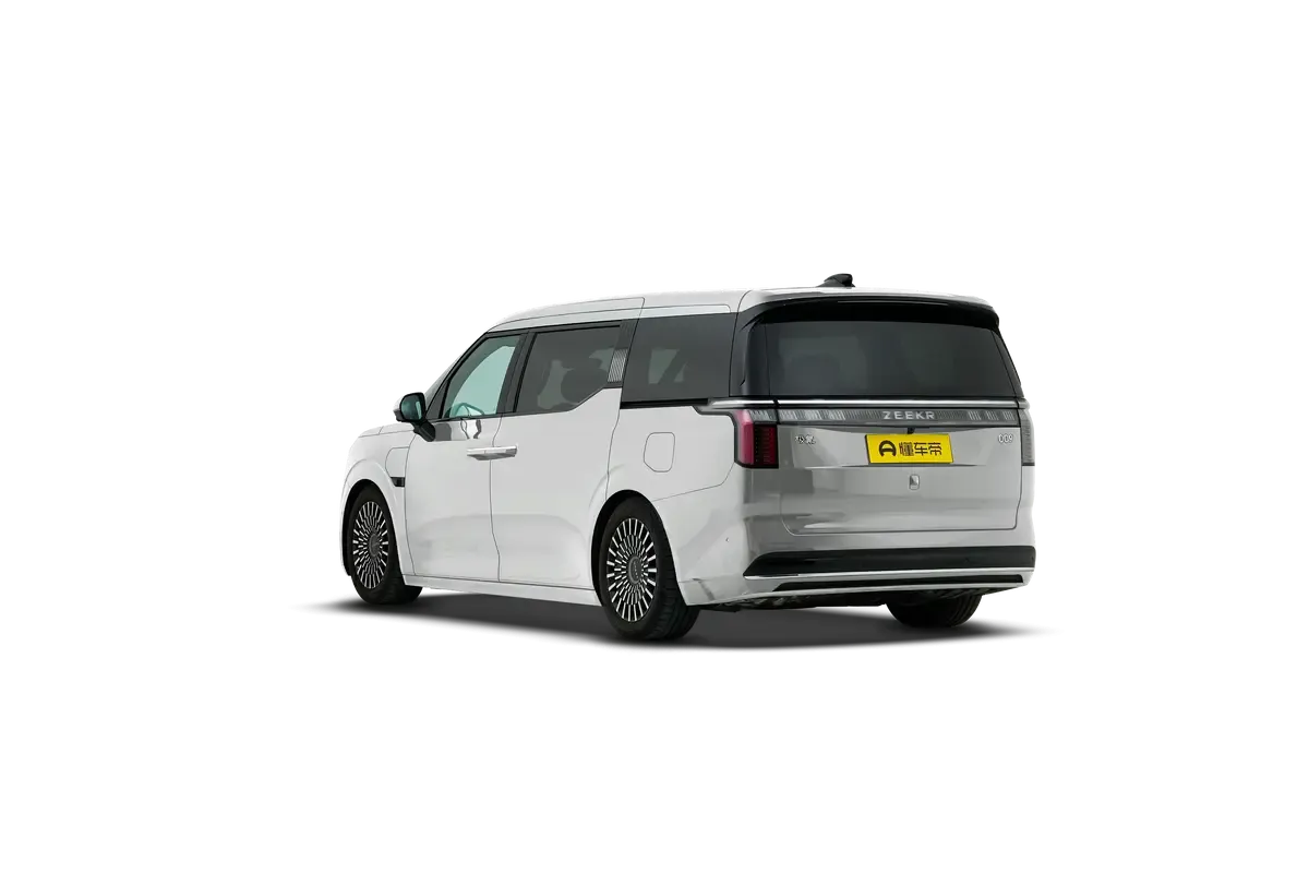 Электромобиль Zeekr 009 7 seats Aisle Edition 4WD 108 kWh (серебристый)_360
