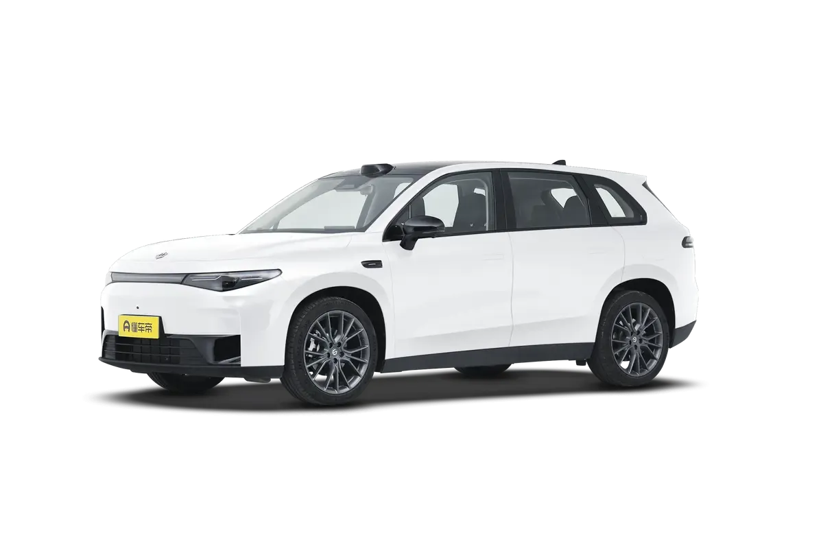 Электромобиль Leapmotor C10 2024 530 Comfort Edition (белый)_360