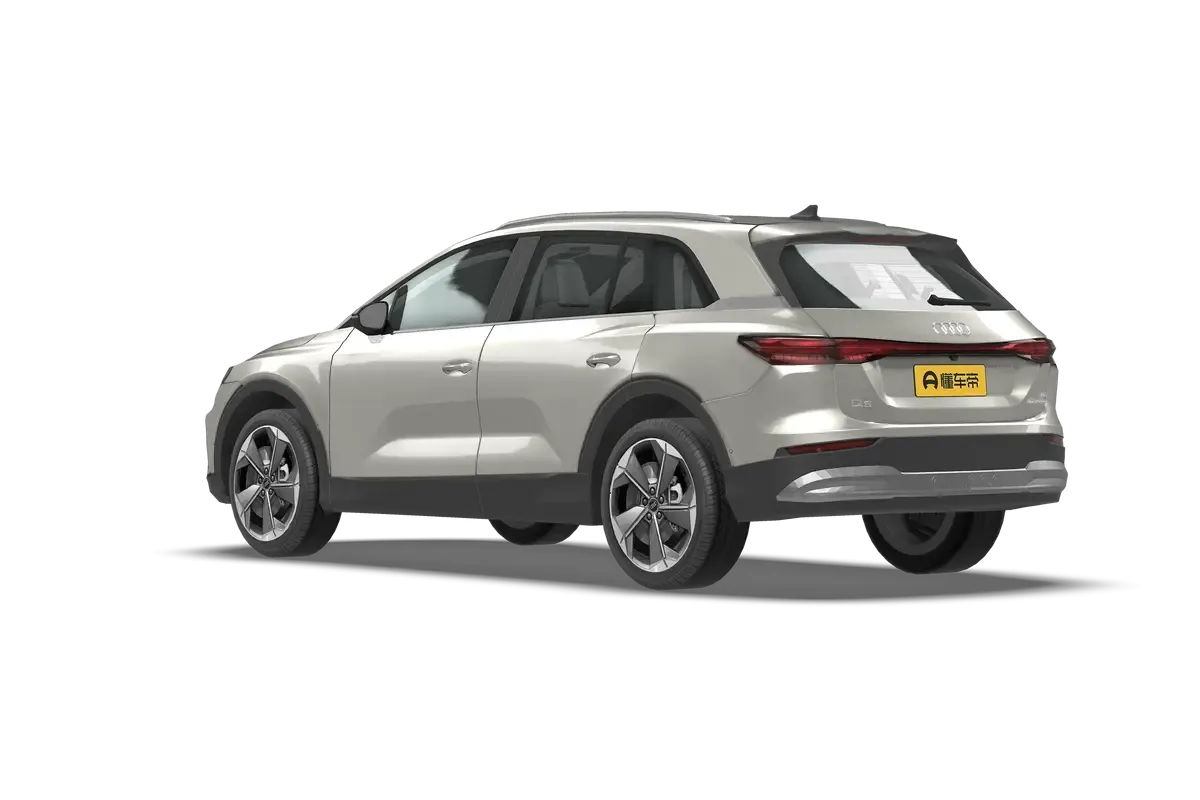 Электромобиль AUDI Q5 2023 40 e-tron Shining Clothing Set (слоновая кость)_360