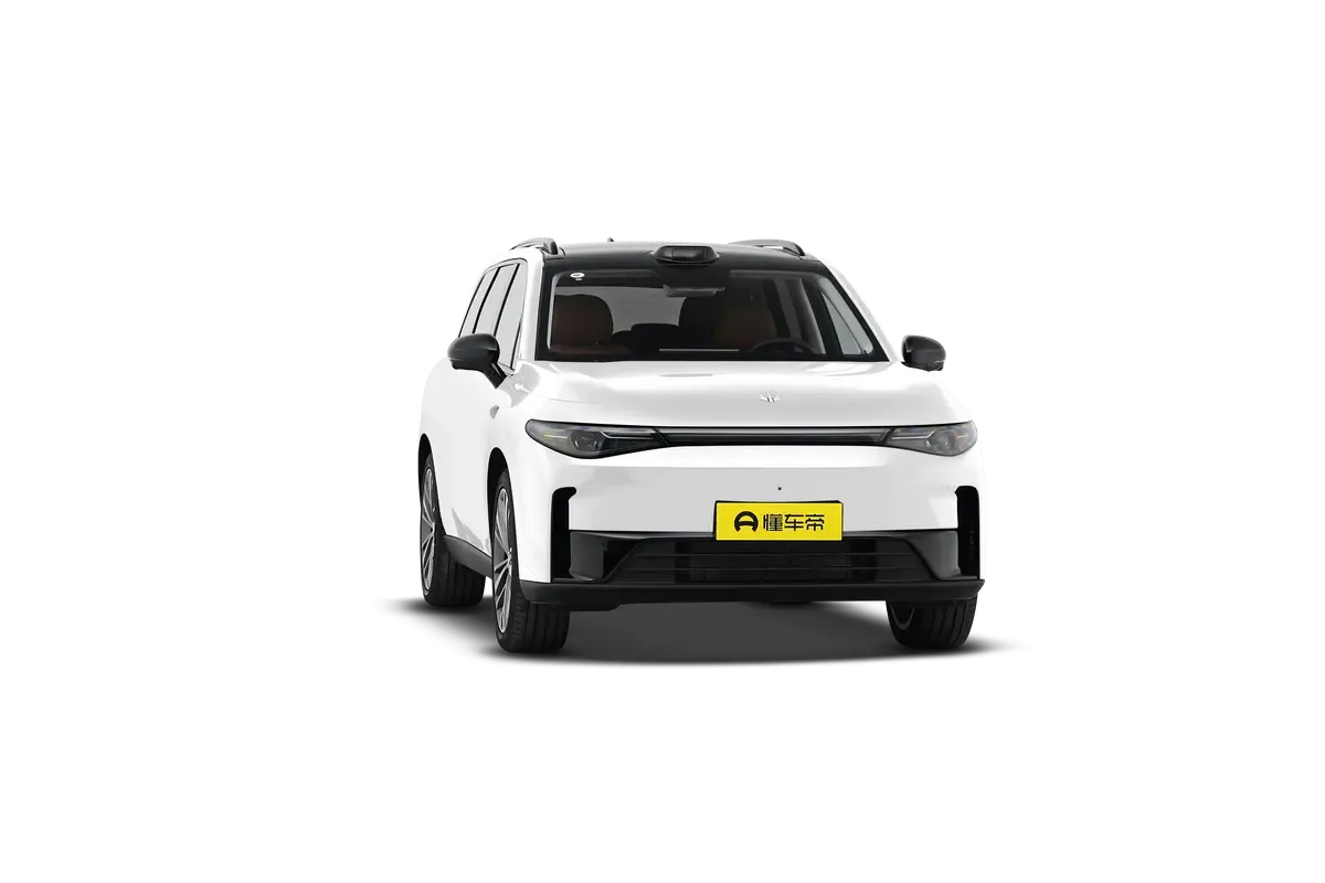 Электромобиль Leapmotor C16 2024 Extended Range 200 Intelligent Driving Edition (белый)_360