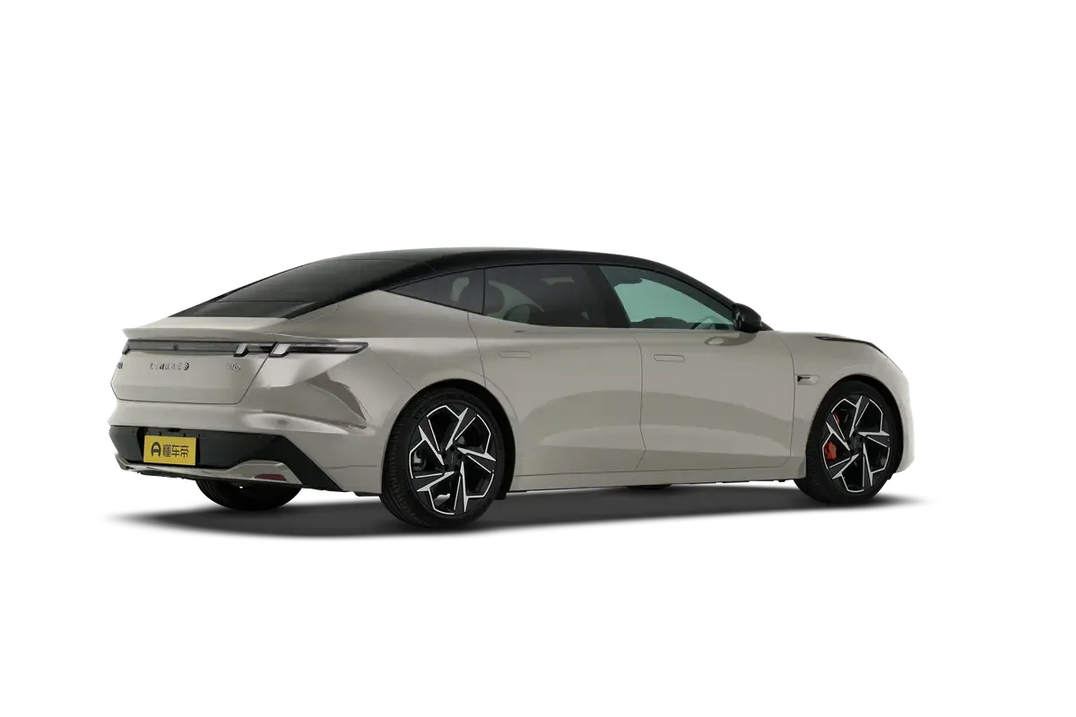 Электромобиль LYNK & CO Z10 2024 766km rear-wheel drive Max (серебристый/черный)_360