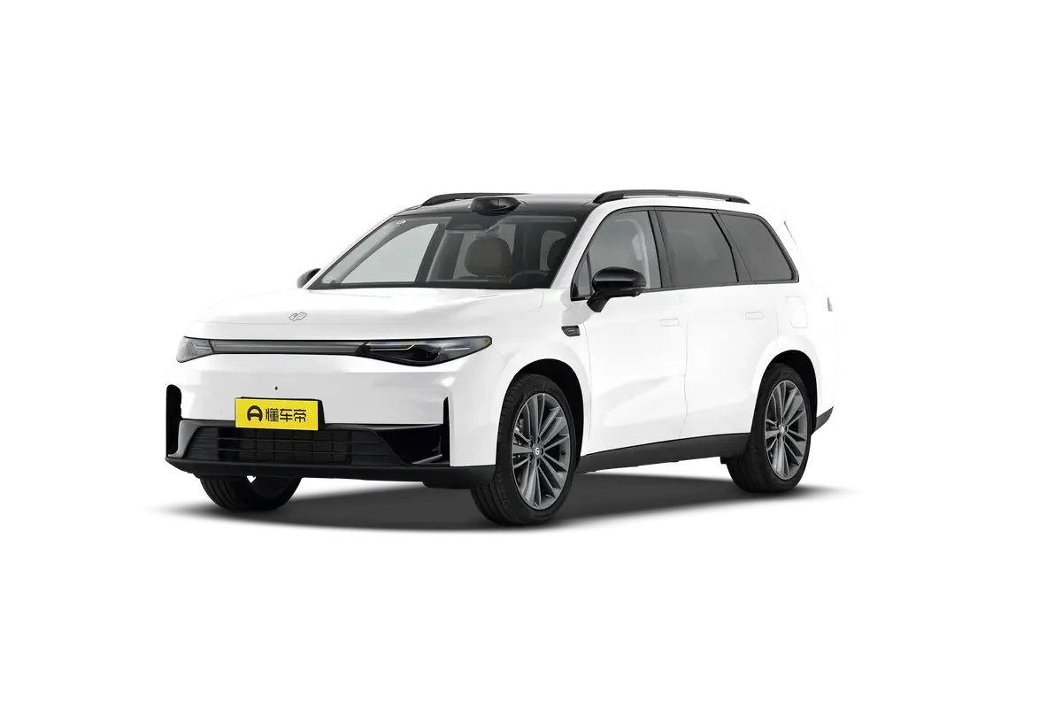 Электромобиль Leapmotor C16 2024 Extended Range 200 Intelligent Driving Edition (белый)_360