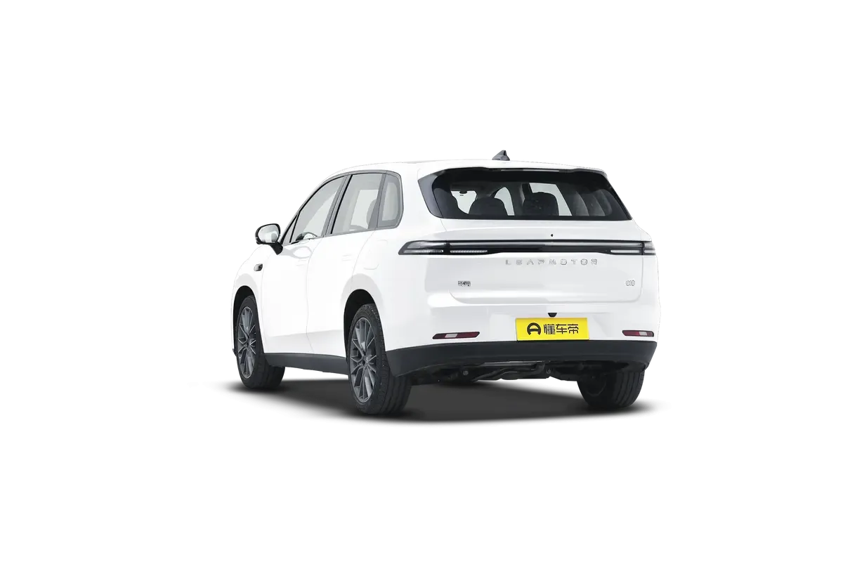 Электромобиль Leapmotor C10 2024 530 Comfort Edition (белый)_360