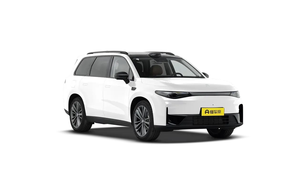 Электромобиль Leapmotor C16 2024 Extended Range 200 Intelligent Driving Edition (белый)_360