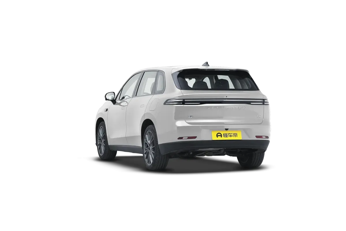 Электромобиль Leapmotor C10 2024 Extended Range 210 Smart Driving Edition (серебристый)_360