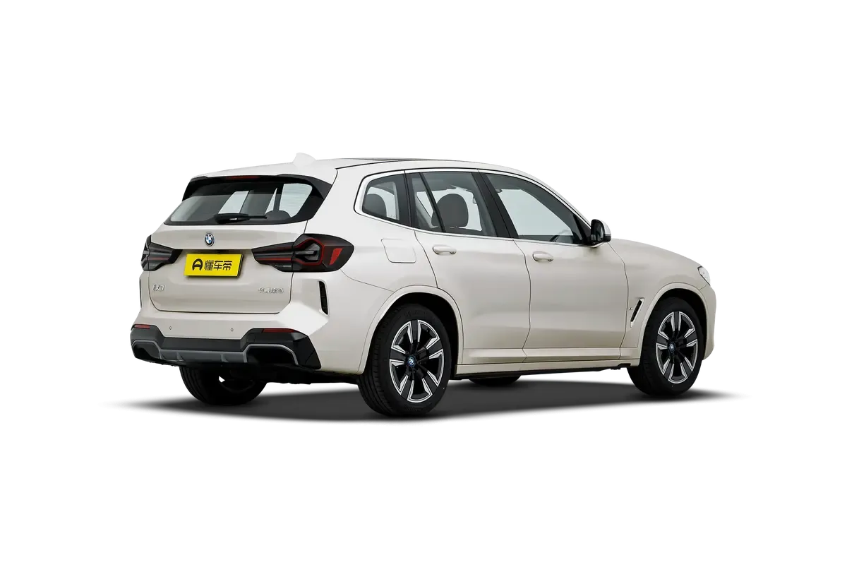 Электромобиль BMW IX3 2024 Pioneer (серебристый)_360