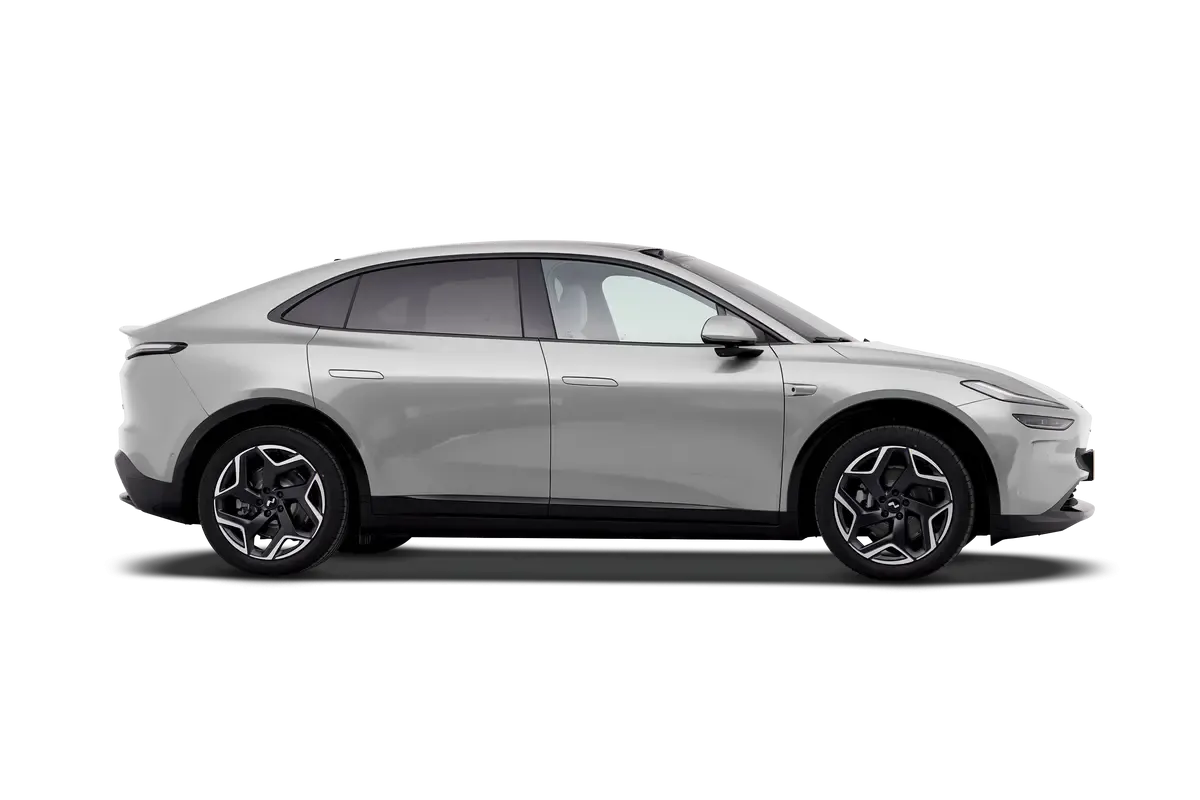 Электромобиль Onvo L60 2024 700km Long Range four-wheel Drive Version (серебристый)_360