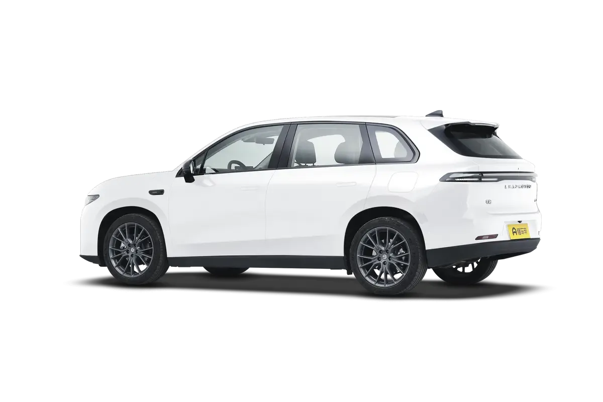 Электромобиль Leapmotor C10 2024 530 Comfort Edition (белый)_360