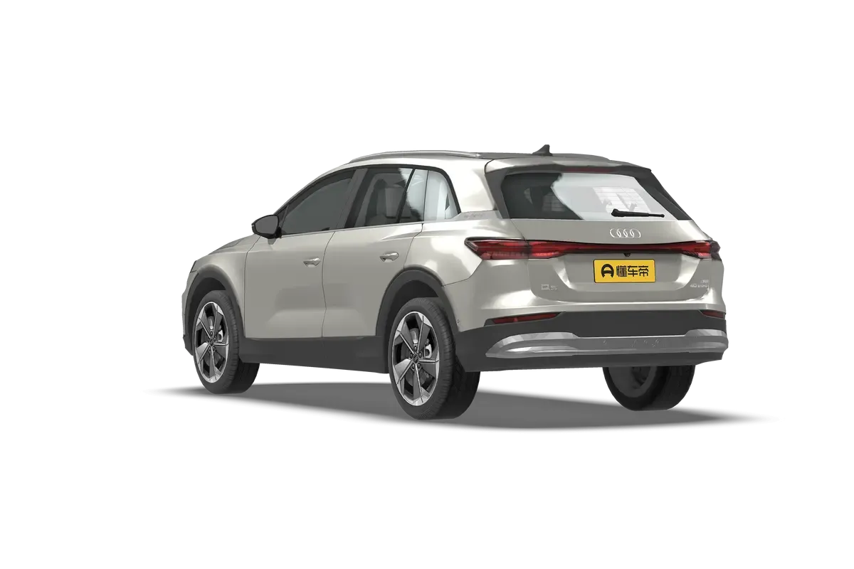 Электромобиль AUDI Q5 2023 40 e-tron Shining Clothing Set (слоновая кость)_360
