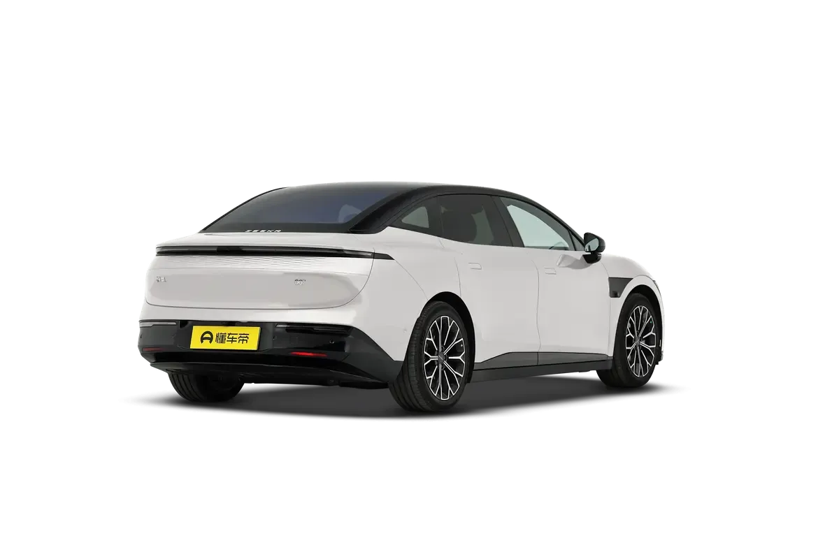 Zeekr 007 2WD 75kw (серебристый/черный)_360