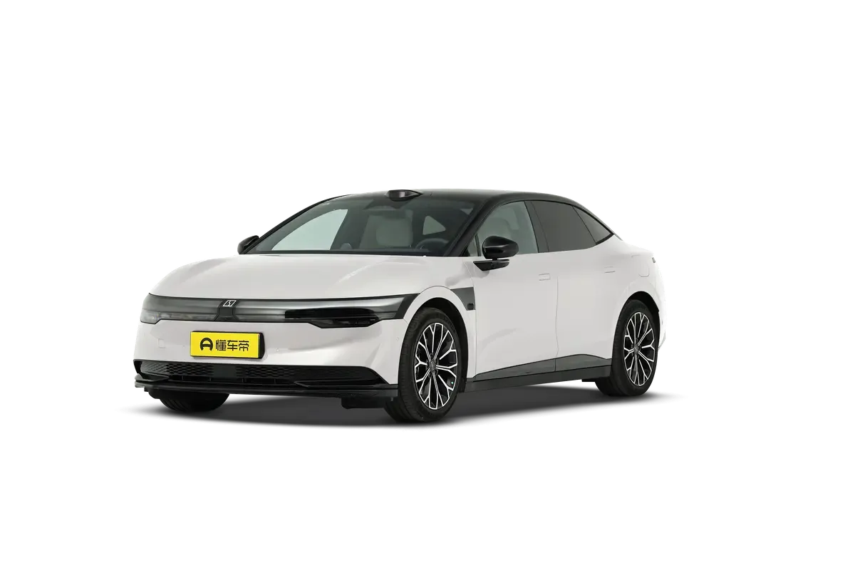 Zeekr 007 2WD 75kw (серебристый/черный)_360