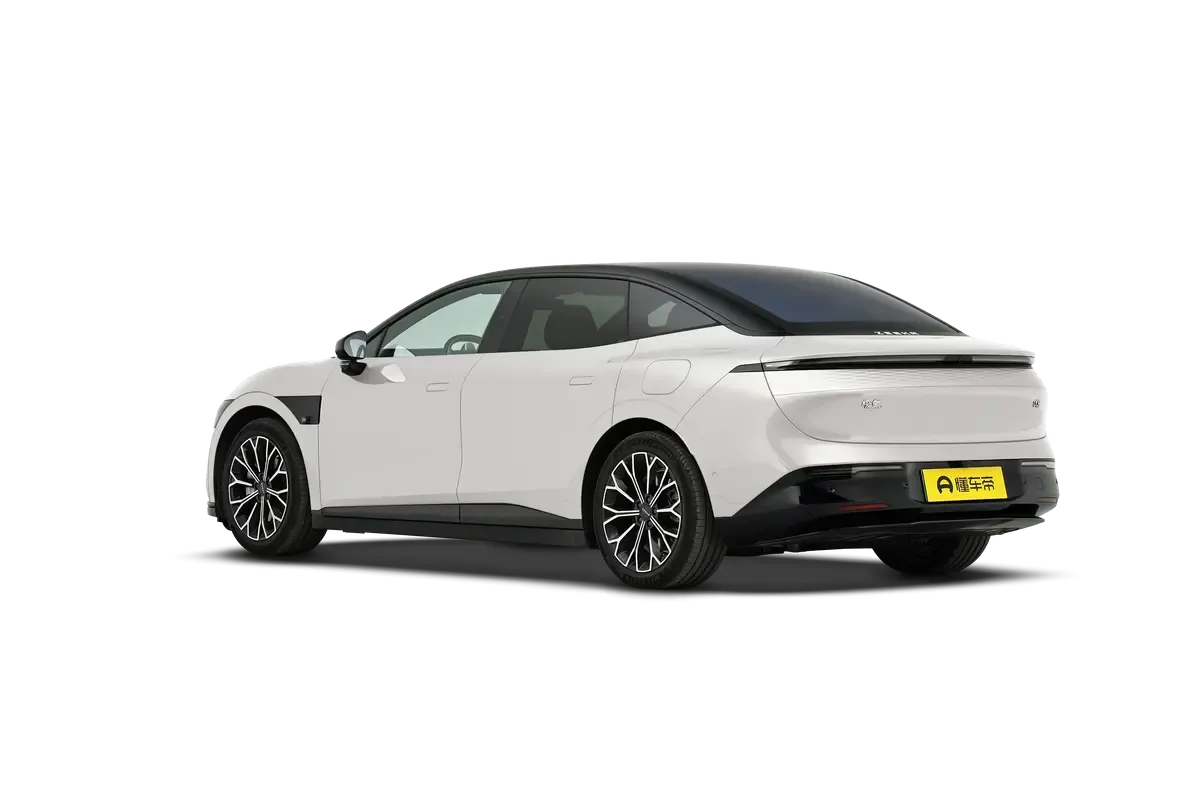 Zeekr 007 2WD 75kw (серебристый/черный)_360
