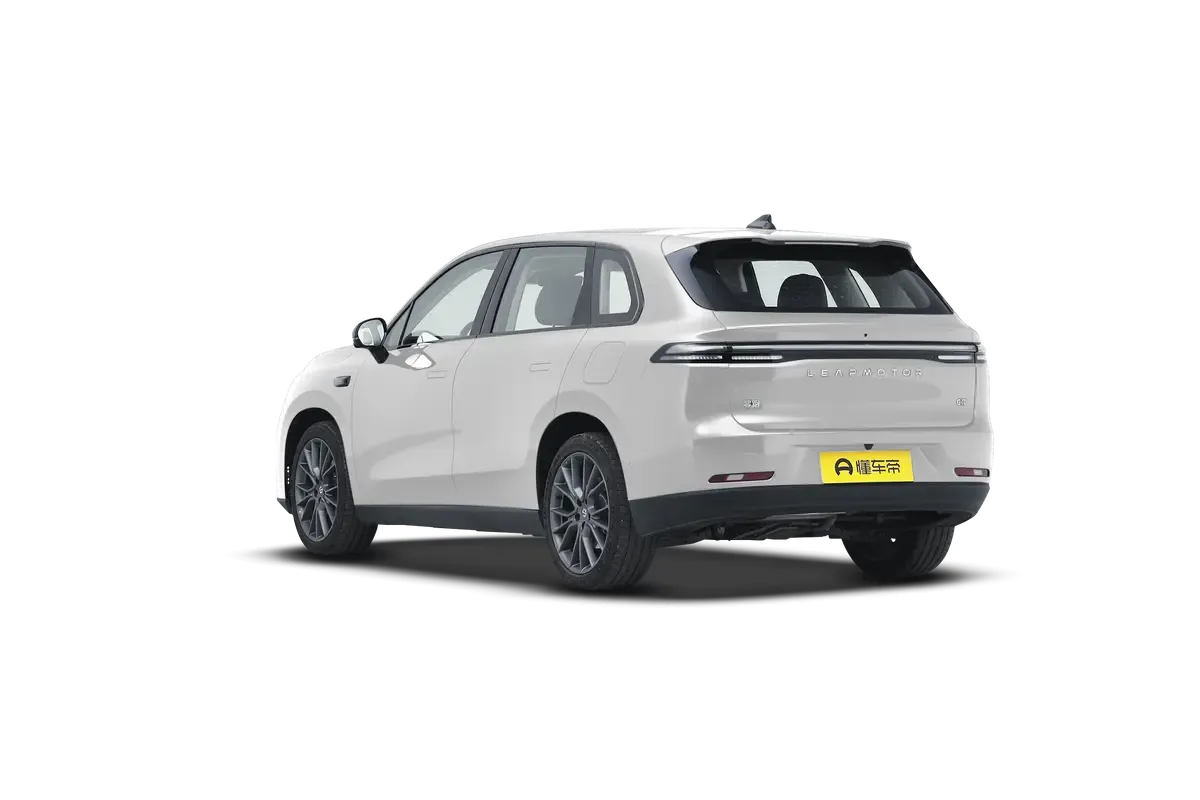 Электромобиль Leapmotor C10 2024 Extended Range 210 Smart Driving Edition (серебристый)_360
