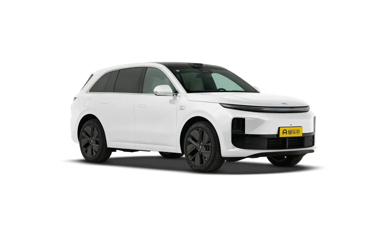Электромобиль LIXIANG L6 Max (белый)_360
