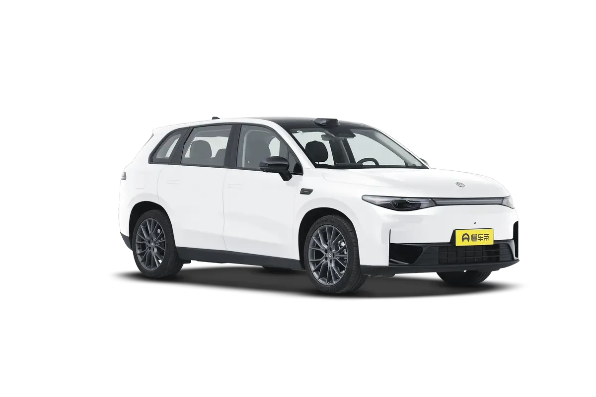 Электромобиль Leapmotor C10 2024 530 Comfort Edition (белый)_360