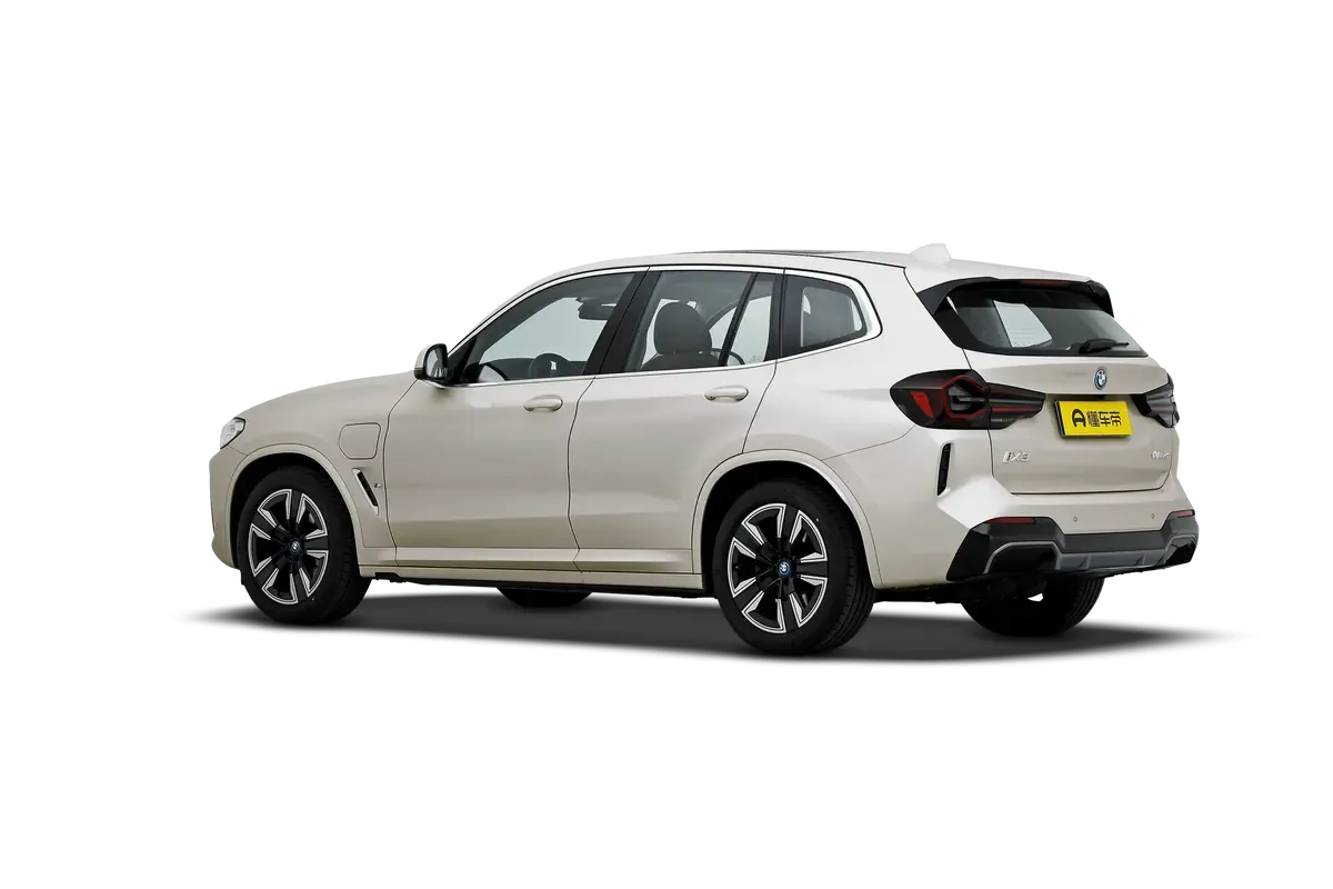 Электромобиль BMW IX3 2024 Pioneer (серебристый)_360