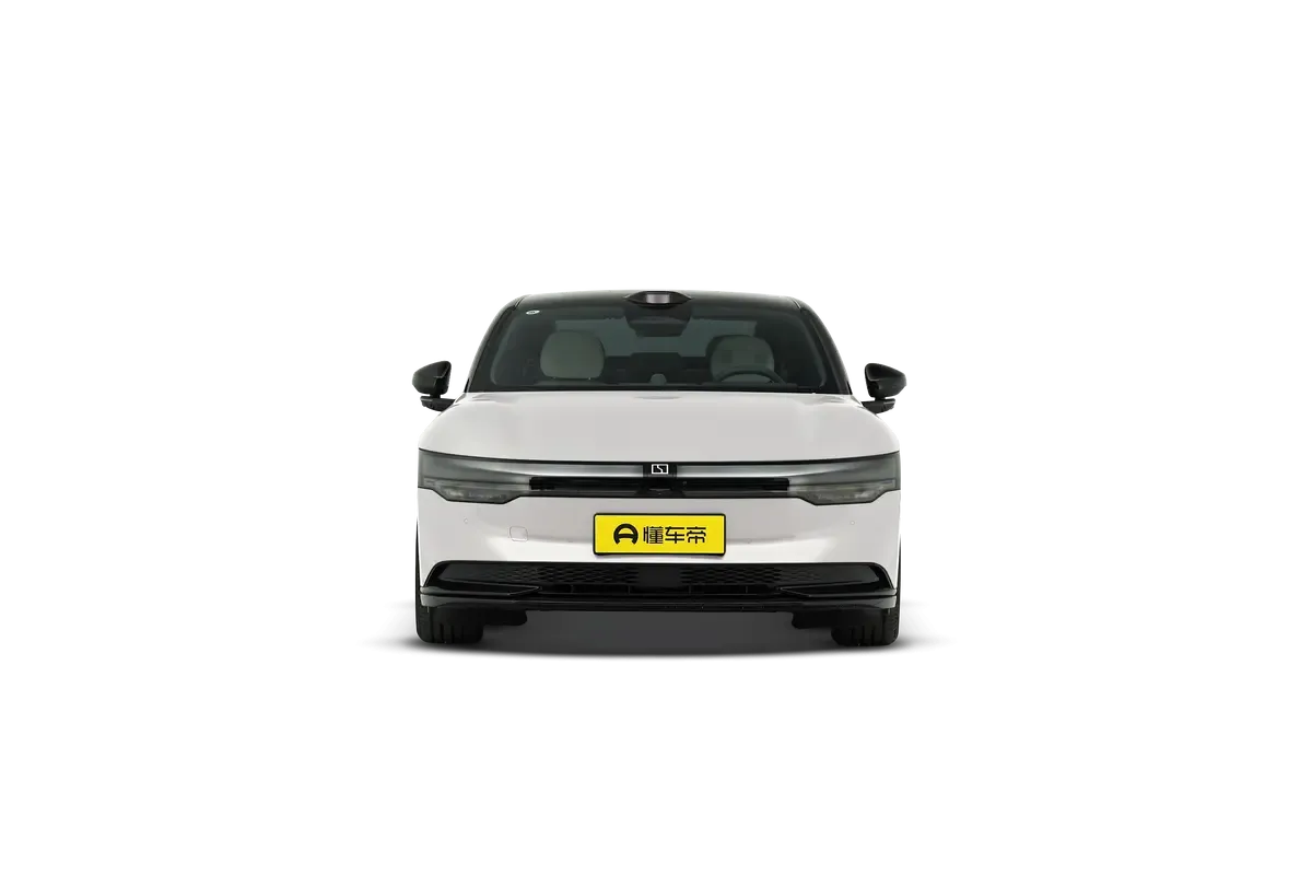 Zeekr 007 2WD 75kw (серебристый/черный)_360