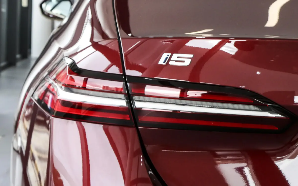 i5 2025 xDrive 35L