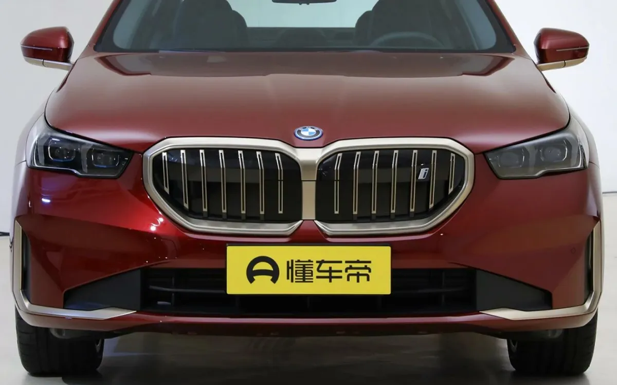 i5 xDrive 50L Luxury