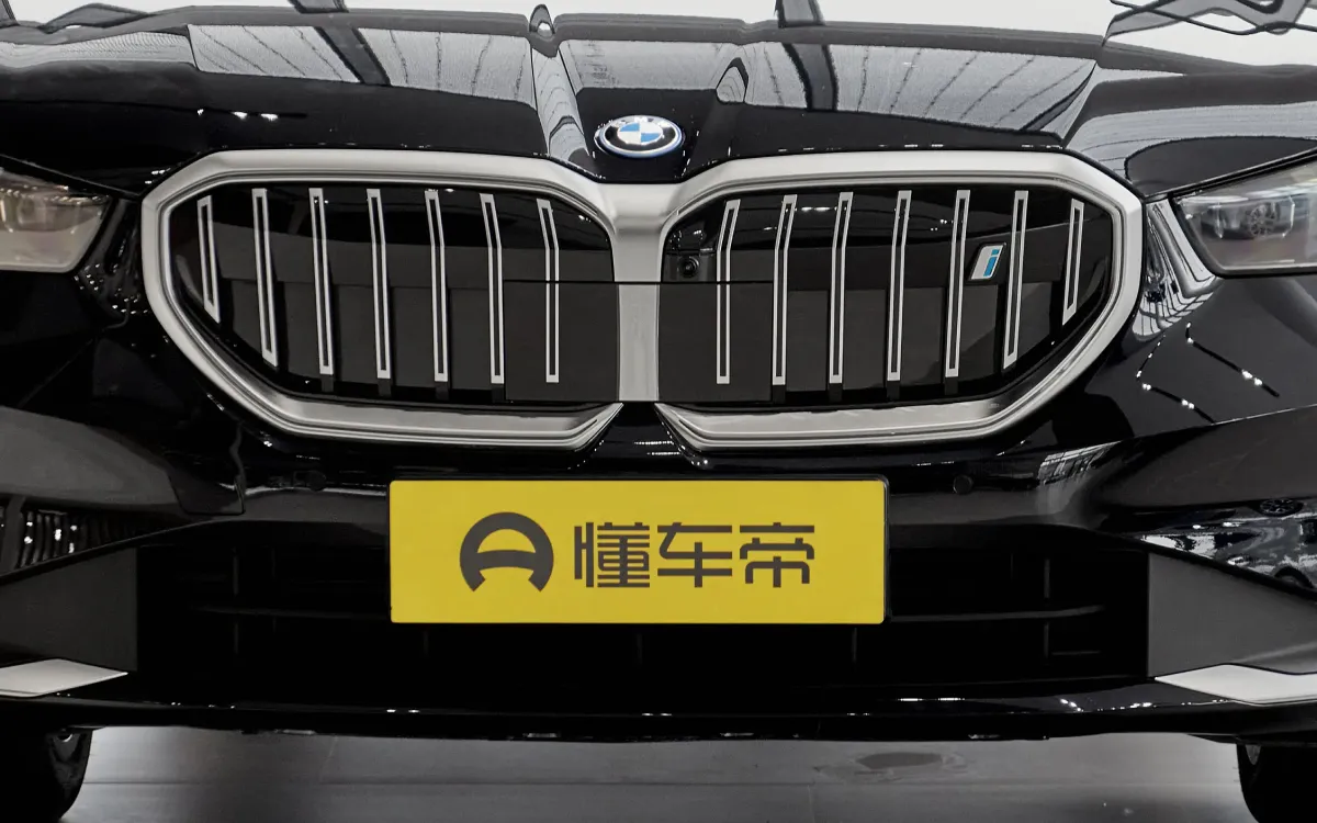 i5 eDrive40L Luxury