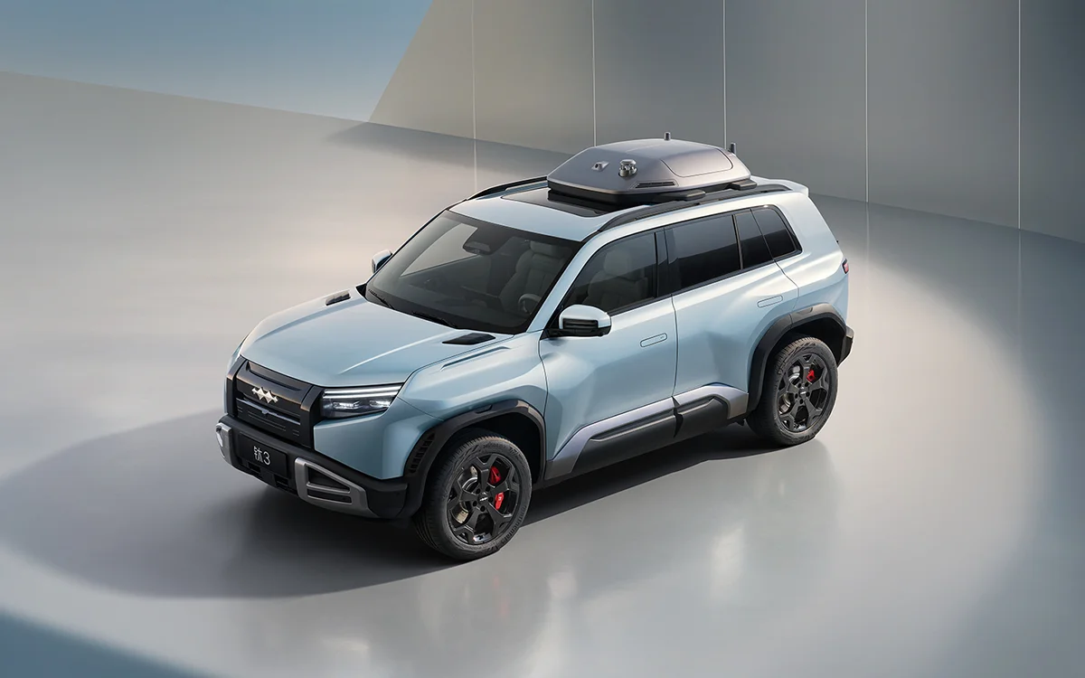 BYD Leopard 3 серебристый