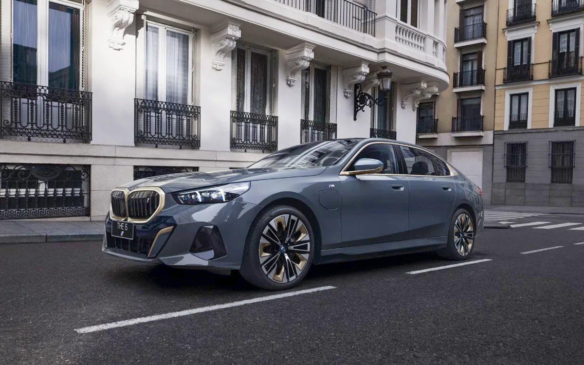 BMW i5