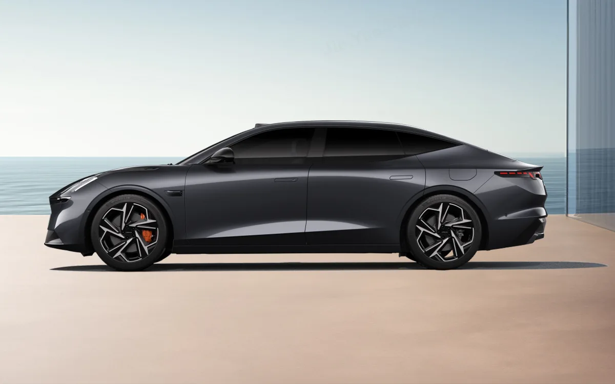 Lynk & Co Z10